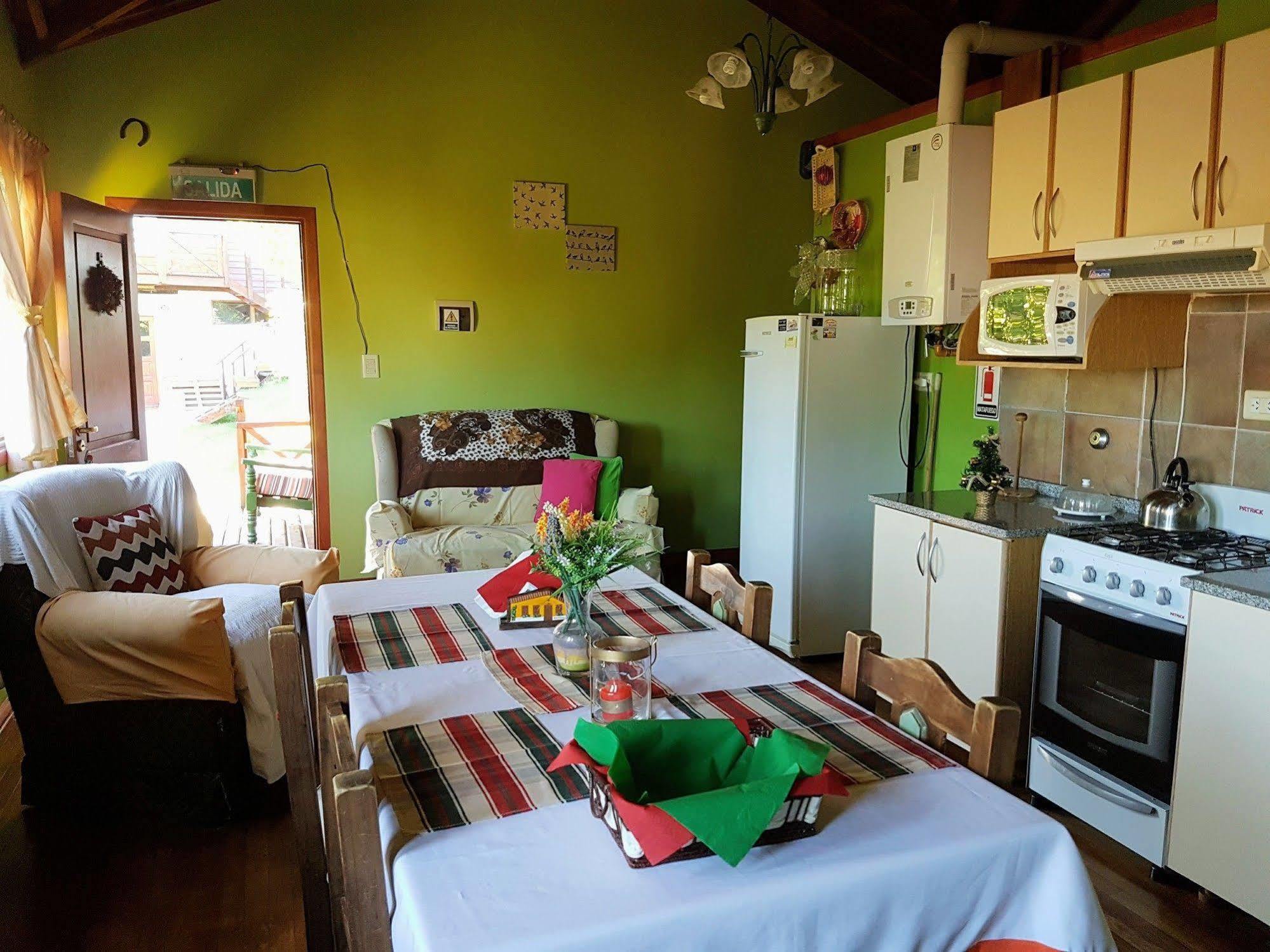 Cabanas Normana Inn Ел Калафате Екстериор снимка
